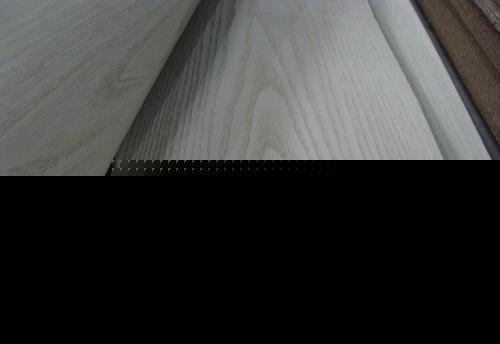 染色木皮在實際（jì）使用中的注意事項，看八戒影视裝飾怎（zěn）麽說！